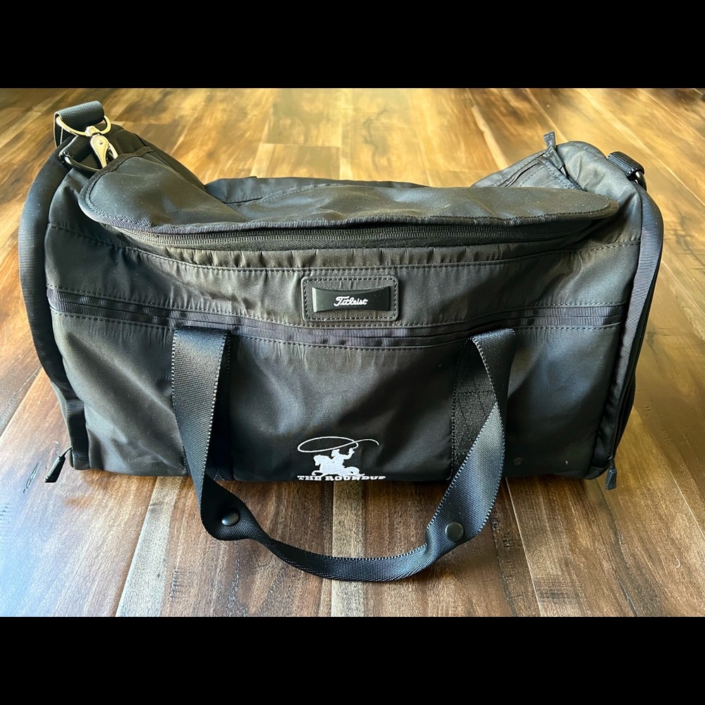 Titleist “The Roundup” 20 inch Black Duffle Bag